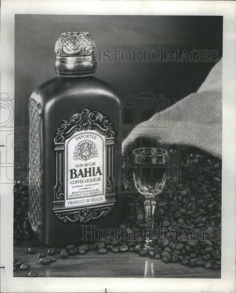 1976 Press Photo Heublein Market Bahia Licor De cafe Br- RSA18913 - Historic Images