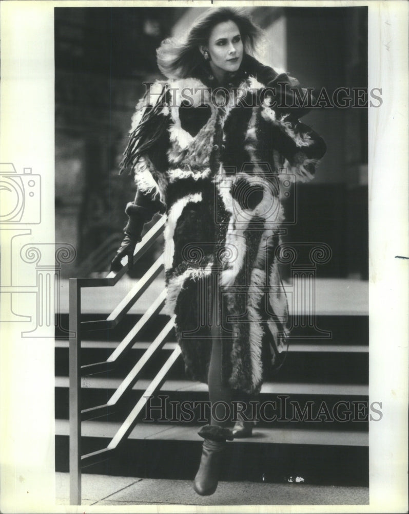 1983 Press Photo Womens Fashion Zaharoff Queen Of Heart - Historic Images