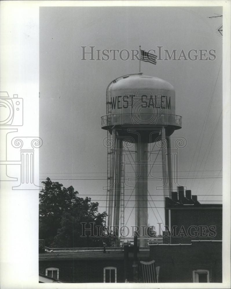 1982 Newly painted water tower in West Sale - Historic Images