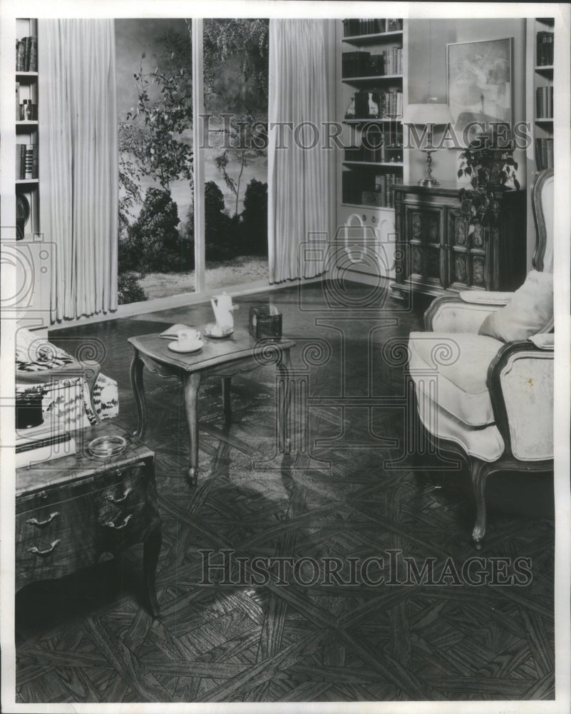 1973 Press Photo Vinyl Flooring Replaces Authentic Wood- RSA19143 - Historic Images