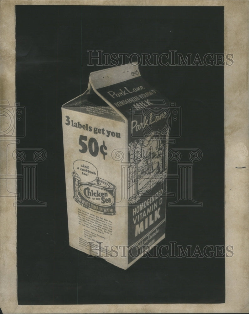 1975 Press Photo Advertising milk carton- RSA19325 - Historic Images