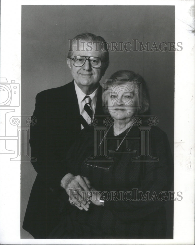 1987 Malcolm Jones Lading Church Musician b - Historic Images