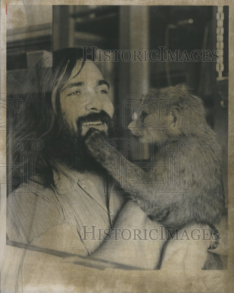 1977 Phil Ketover hold young Baboon Animals - Historic Images