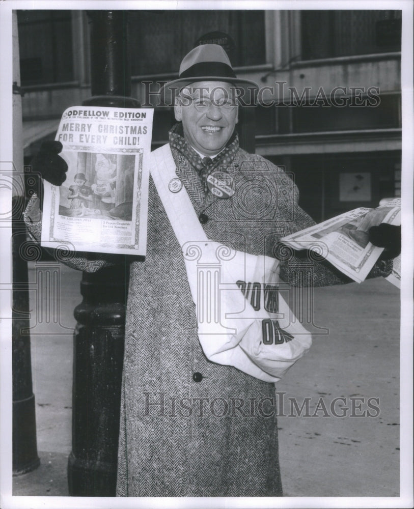 1955 Press Photo Abe Schmier Old Newsboys Goodfellow Fu- RSA20219 - Historic Images