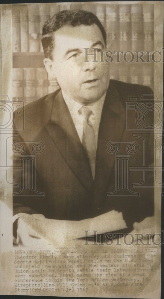 1967 Press Photo Theodore Kheel Labor Attorney Chairman- RSA20321 - Historic Images