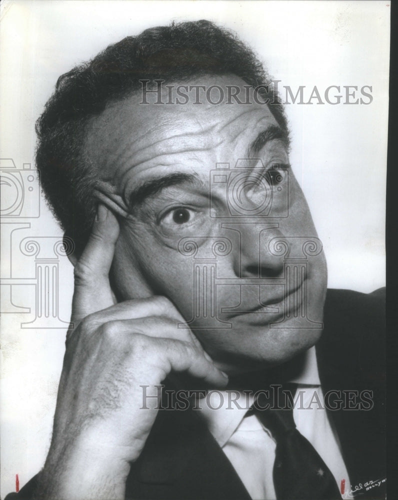 1966 Press Photo Victor Borge Comedian Conductor Pianis- RSA20835- Historic Images