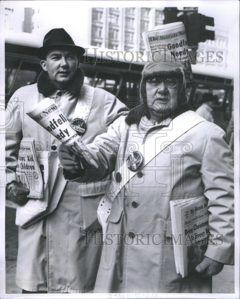 1928 Press Photo Judge John Scallen Pose New Paper- RSA21311 - Historic Images