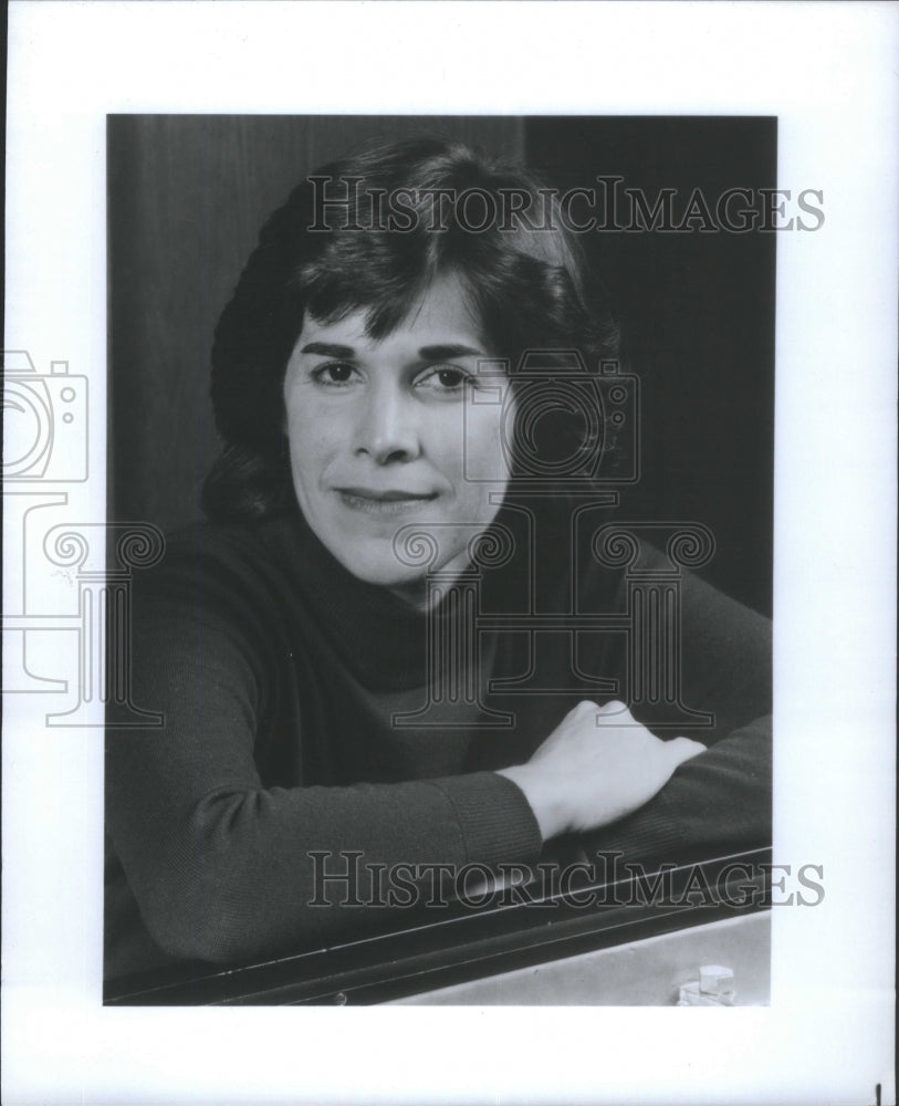 1984, Cynthia Raim American Pianist- RSA21751 - Historic Images