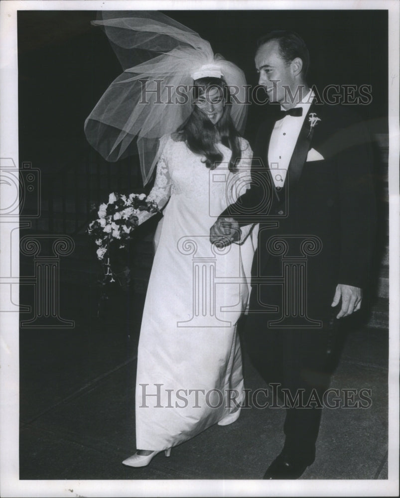 1967 Irving Gregg Johnson Newlyweds - Historic Images