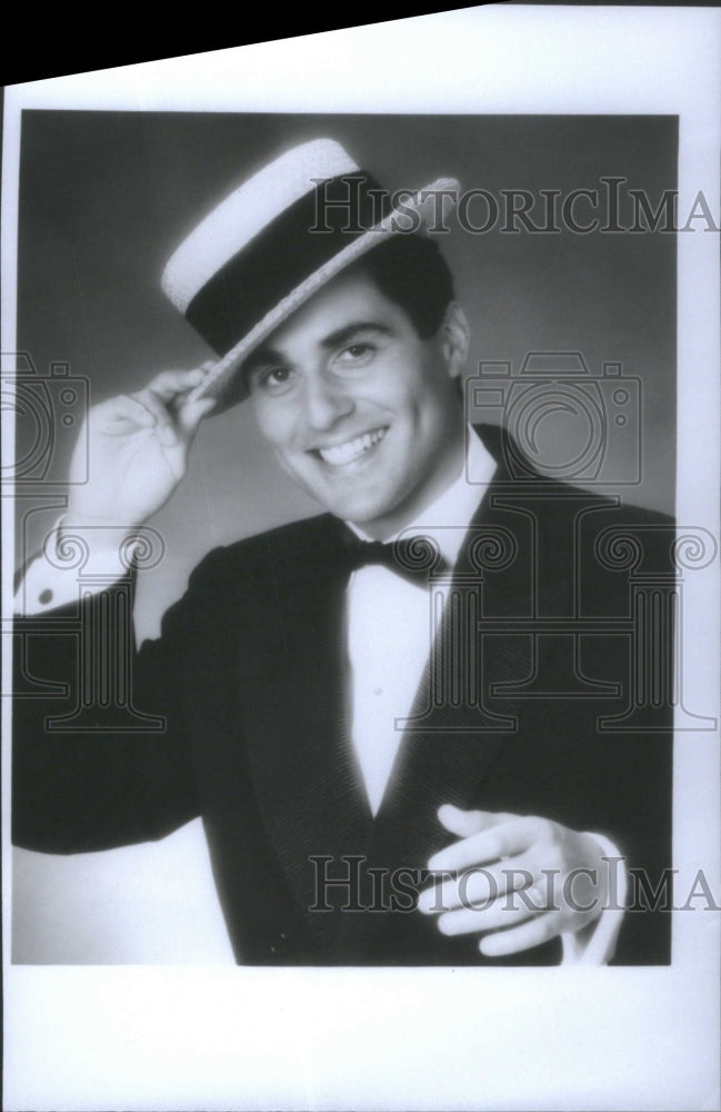 1991 Maurice Benard mobster Michael opera - Historic Images