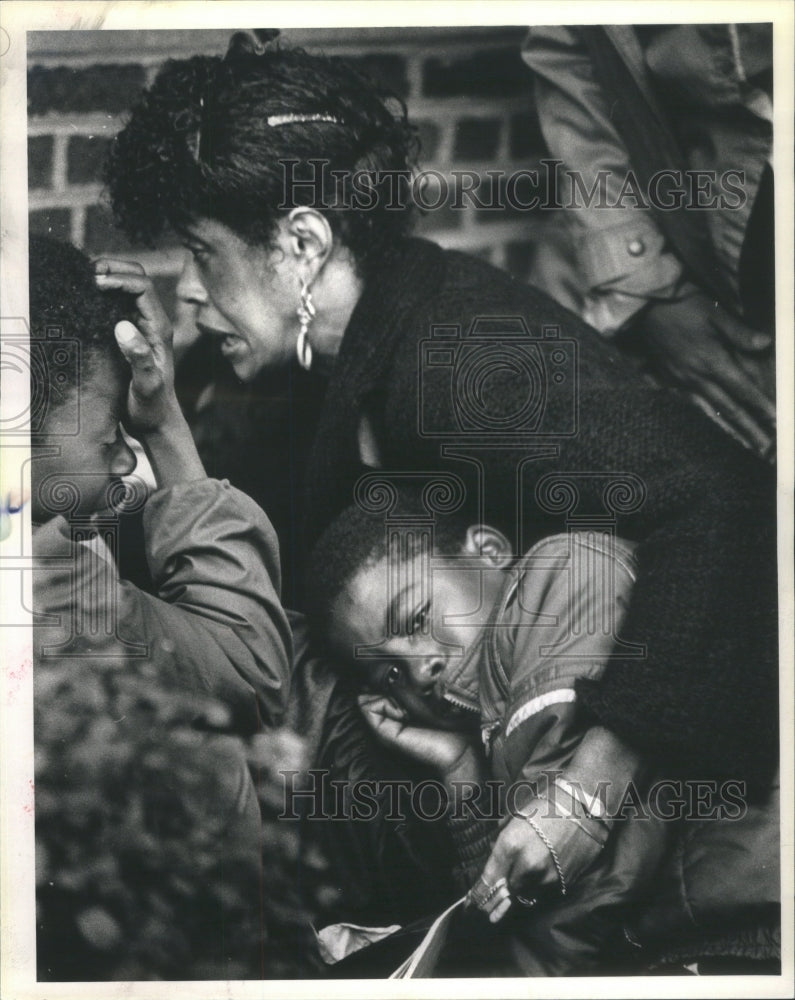 1984 Horace Mann School Carbon Monoxide Vic - Historic Images