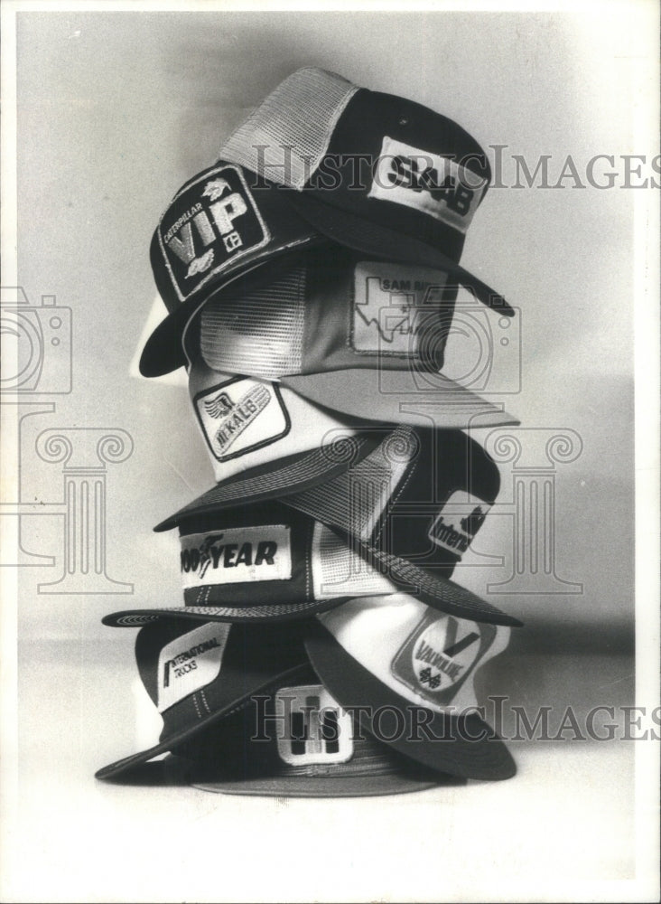 1978 Work cap Market Stery - Historic Images