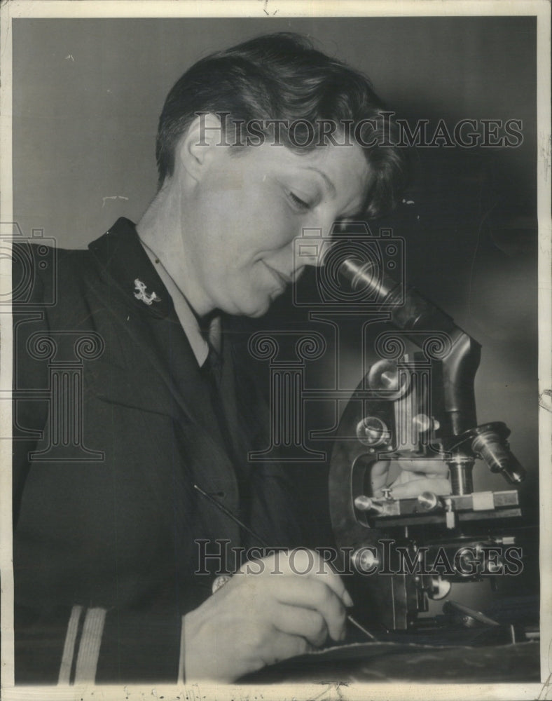 1942 Lieut Kay Hyde Naval Medical Center MD - Historic Images