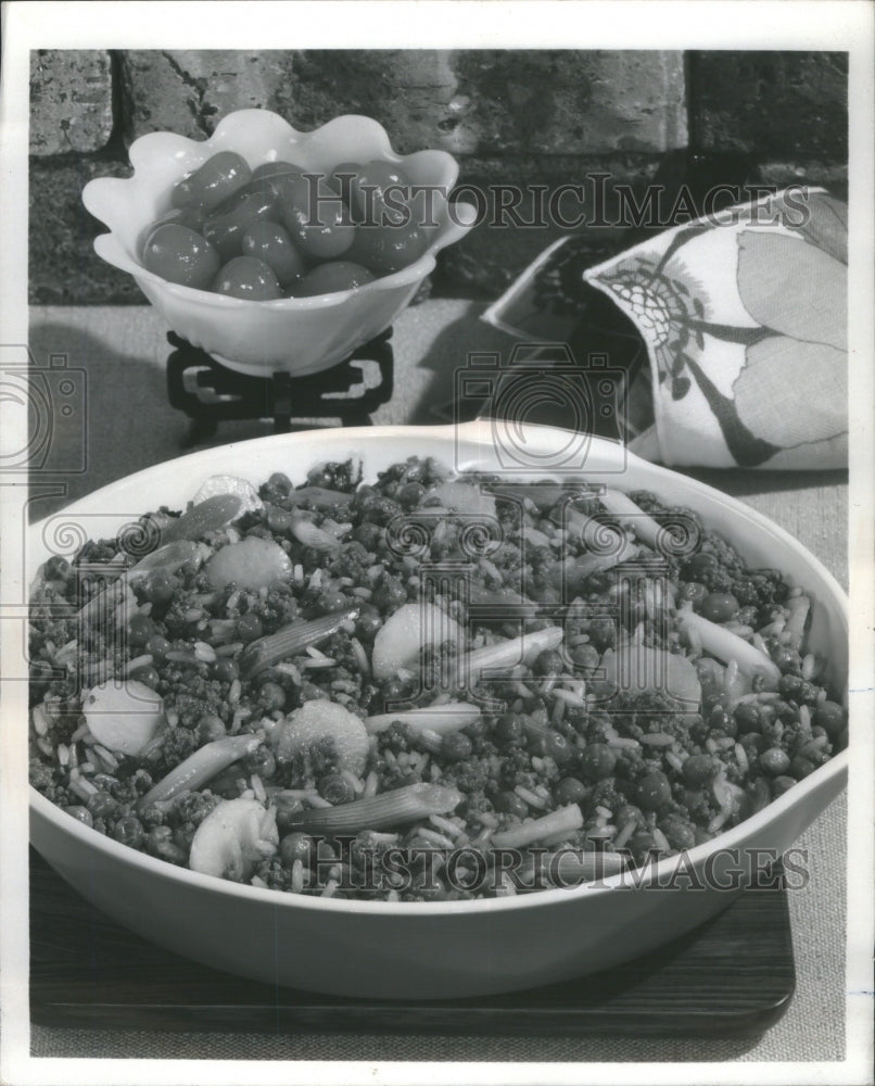 1972 Beef Peas Casseroles Water Chestnut - Historic Images