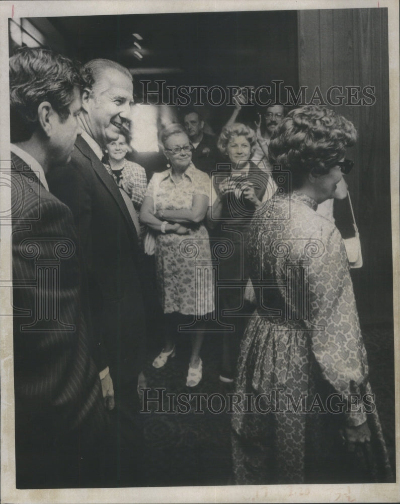 1973 Escort Spiro Agnew Wife Hilton Hotel B - Historic Images