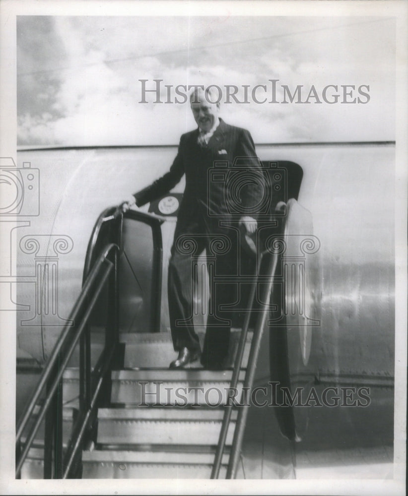 1952 Dean Acheson state secretary plane - Historic Images