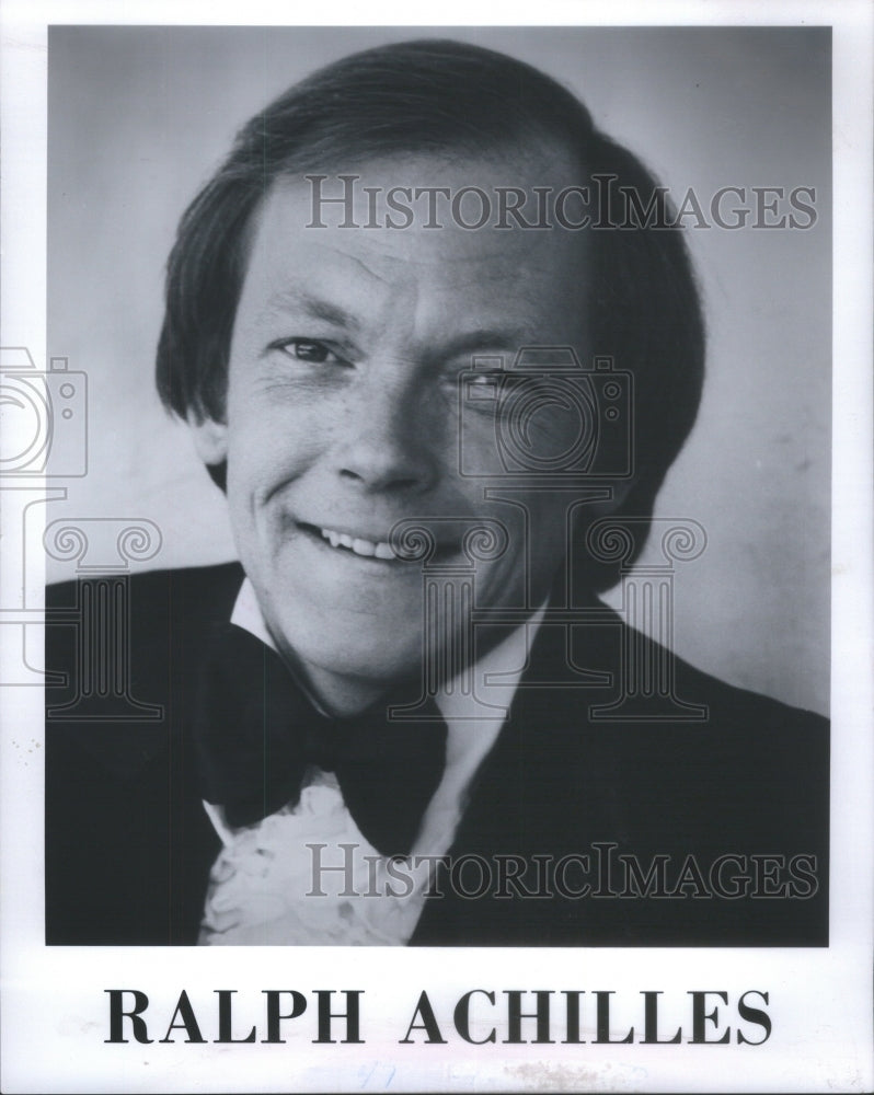 1984 Press Photo Ralph Achilles American Singer Comedia - Historic Images