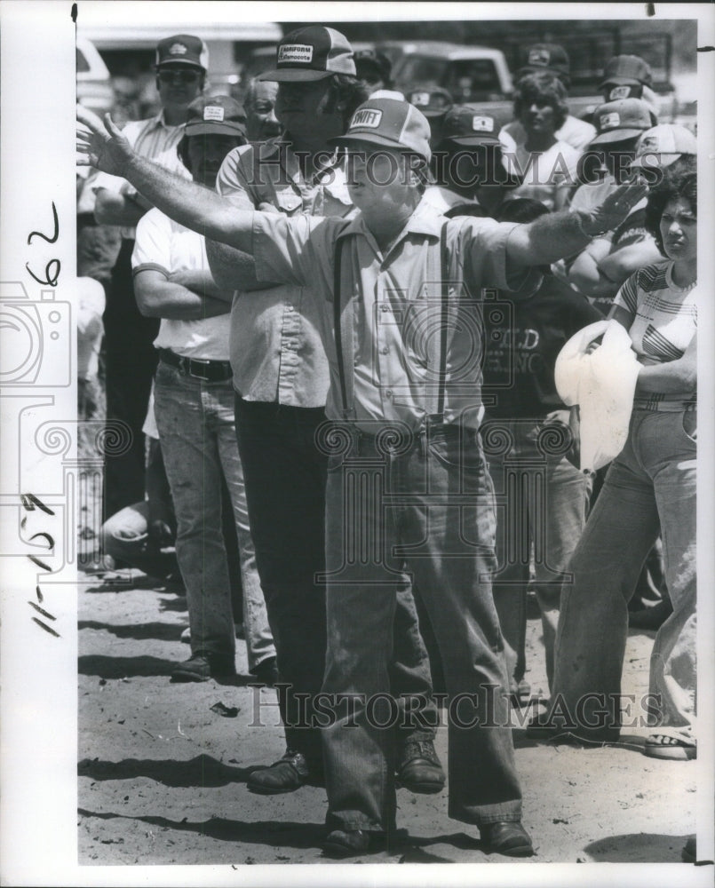 1978 Press Photo Farmer Norris Pass complains harassmen- RSA25427 - Historic Images