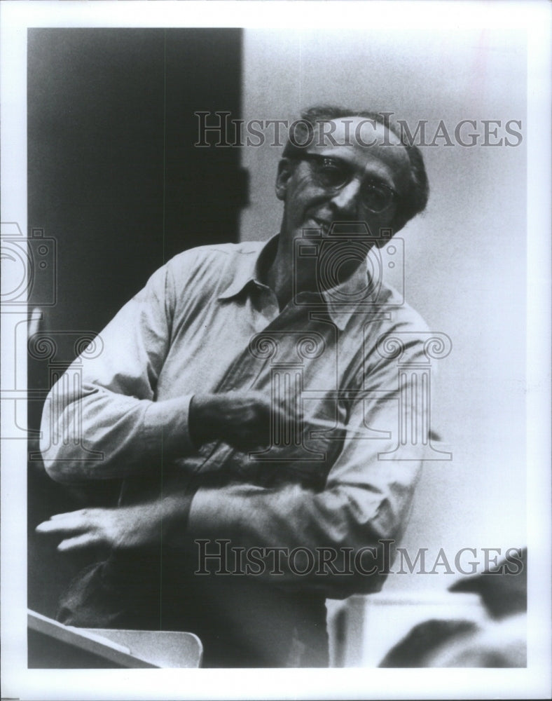 1977 Press Photo American Composer, Conductor, Teacher- RSA25569 - Historic Images