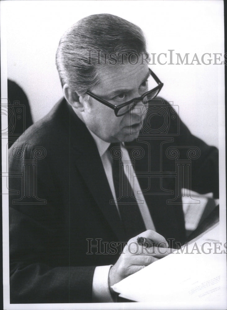 1971 Alexander Cohen Dictating letter Offic-Historic Images