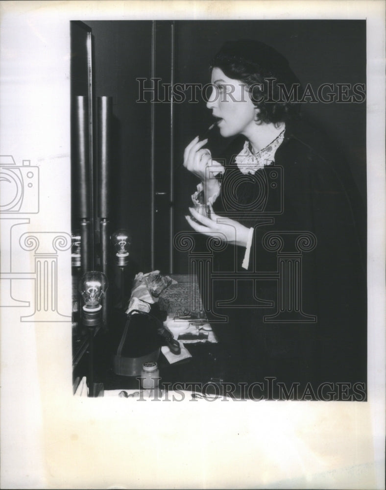 1951 Susan Dowling Soprano - Historic Images