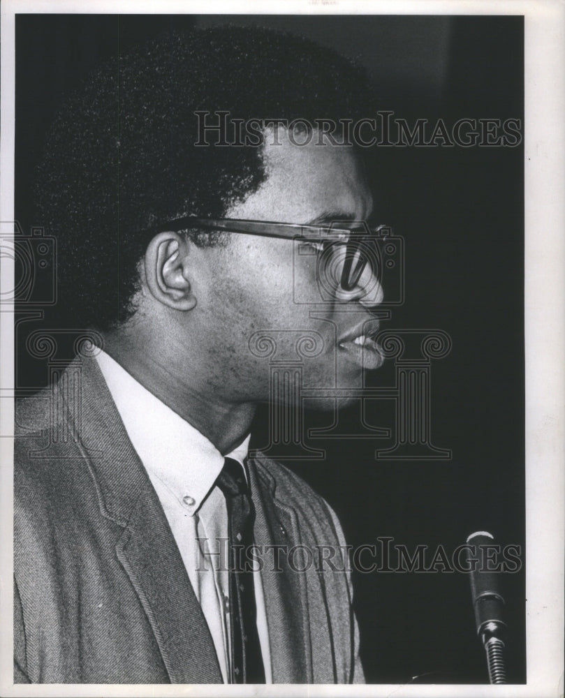 1968 Press Photo Paul Hamilton US Secretary Navy- RSA27427 - Historic Images