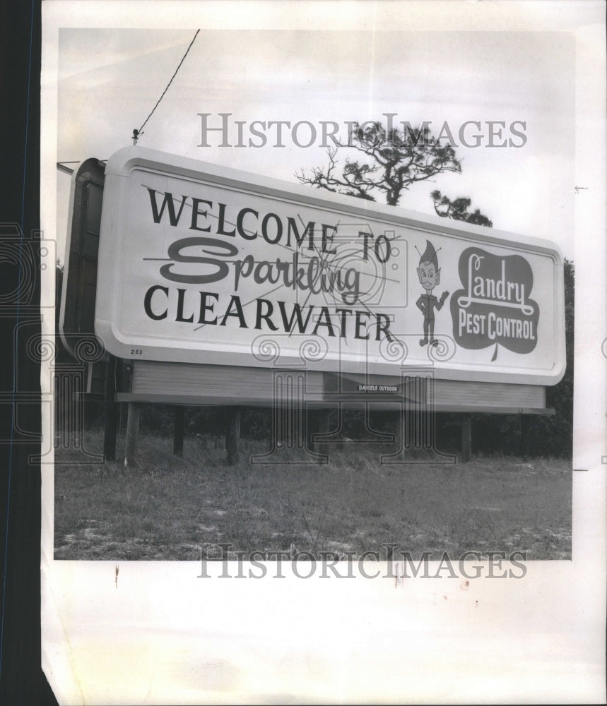 1967 Sign causes controversy in Largo-Historic Images