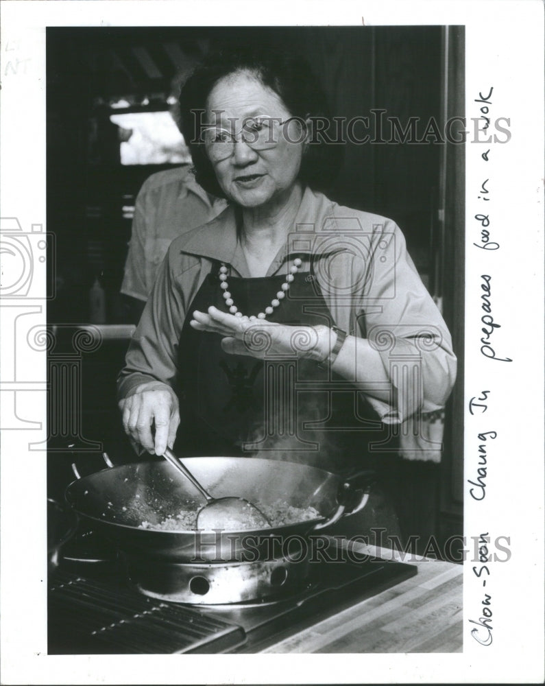 1987 Cooking Instructor Chow-Soon Chaung Ju - Historic Images