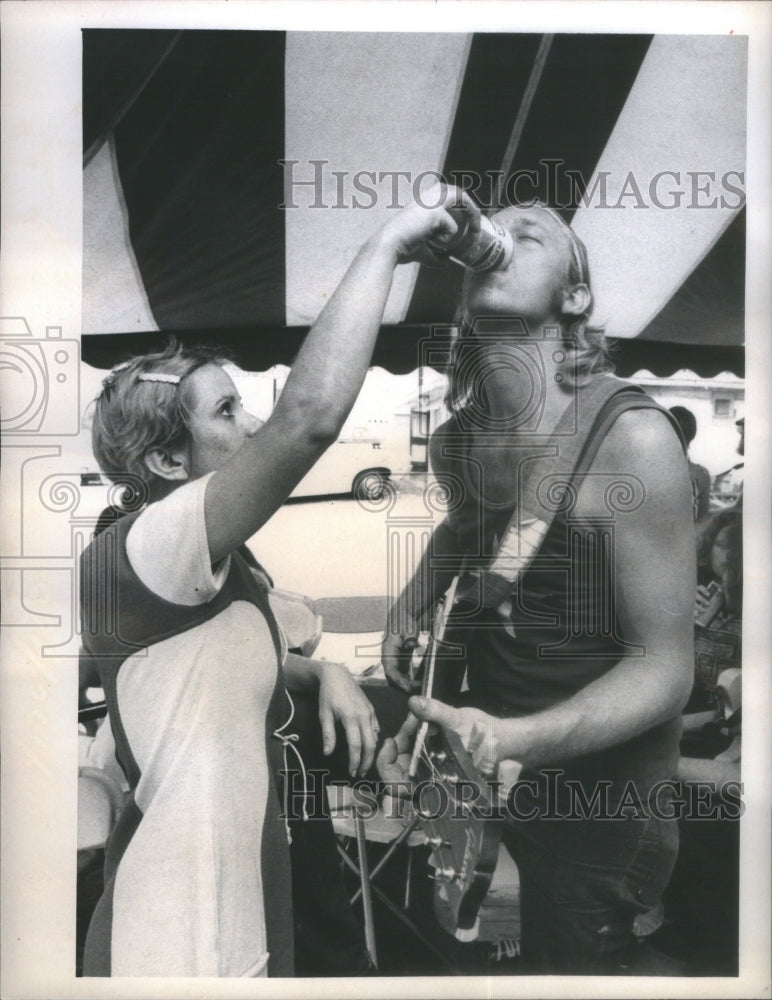 1973 Woman Music Contest Guitar Tony Lopez - Historic Images