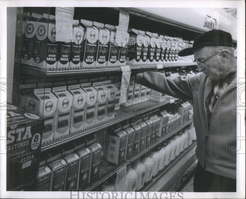 1964 Milk-White Liquid Produce-Glands Mamma-Historic Images