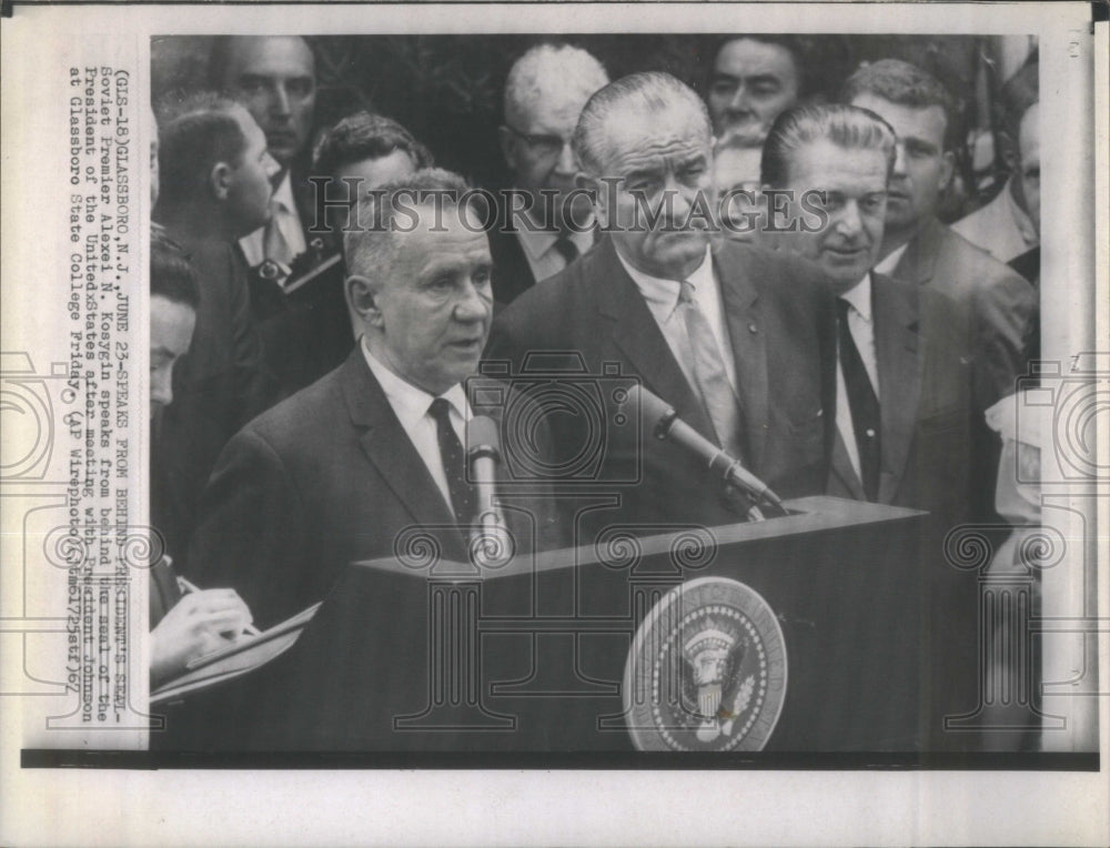 1967 Soviet Premier Kosygin Speaking Colleg-Historic Images