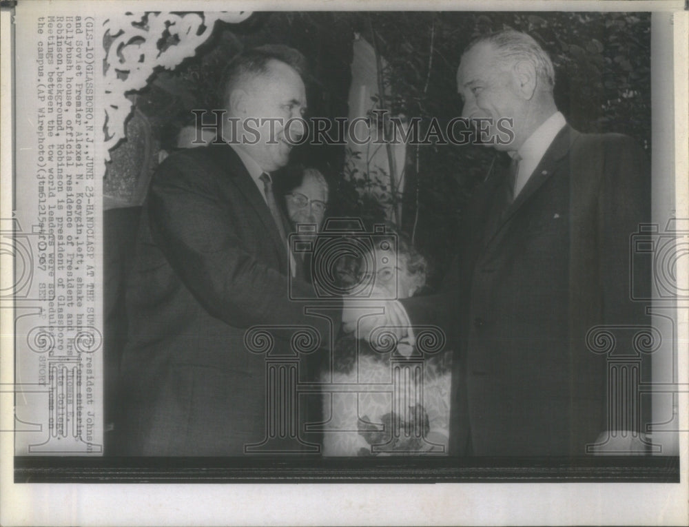 1967 President Johnson &amp; Premier Kosygin - Historic Images