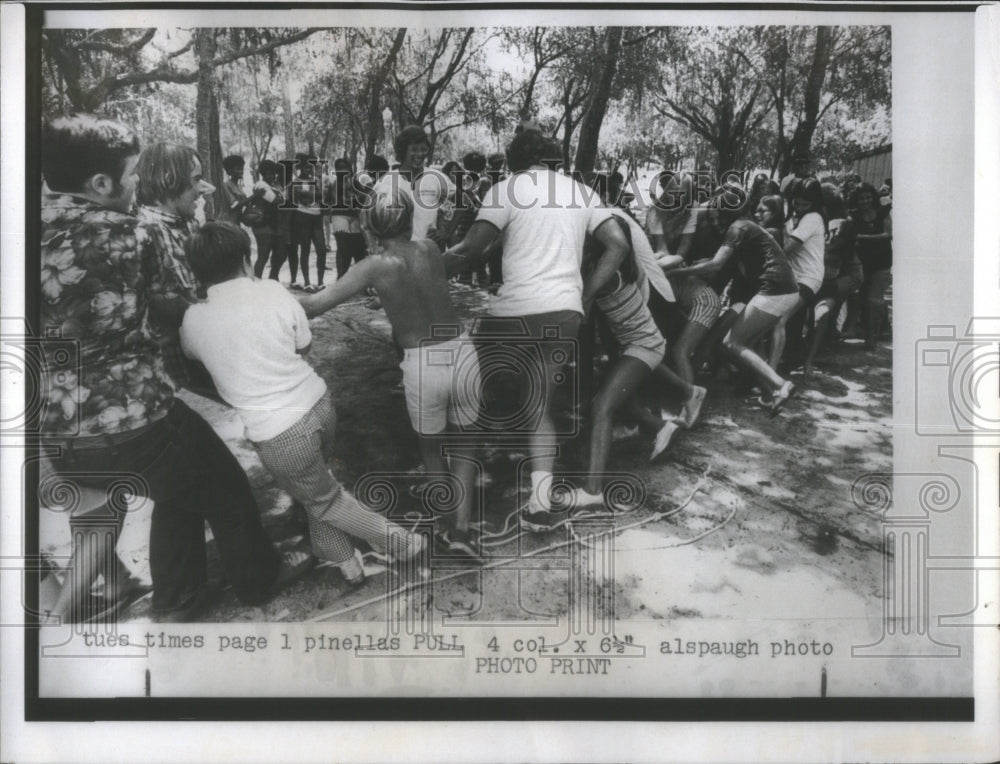 People playing game recreation park trees - Historic Images