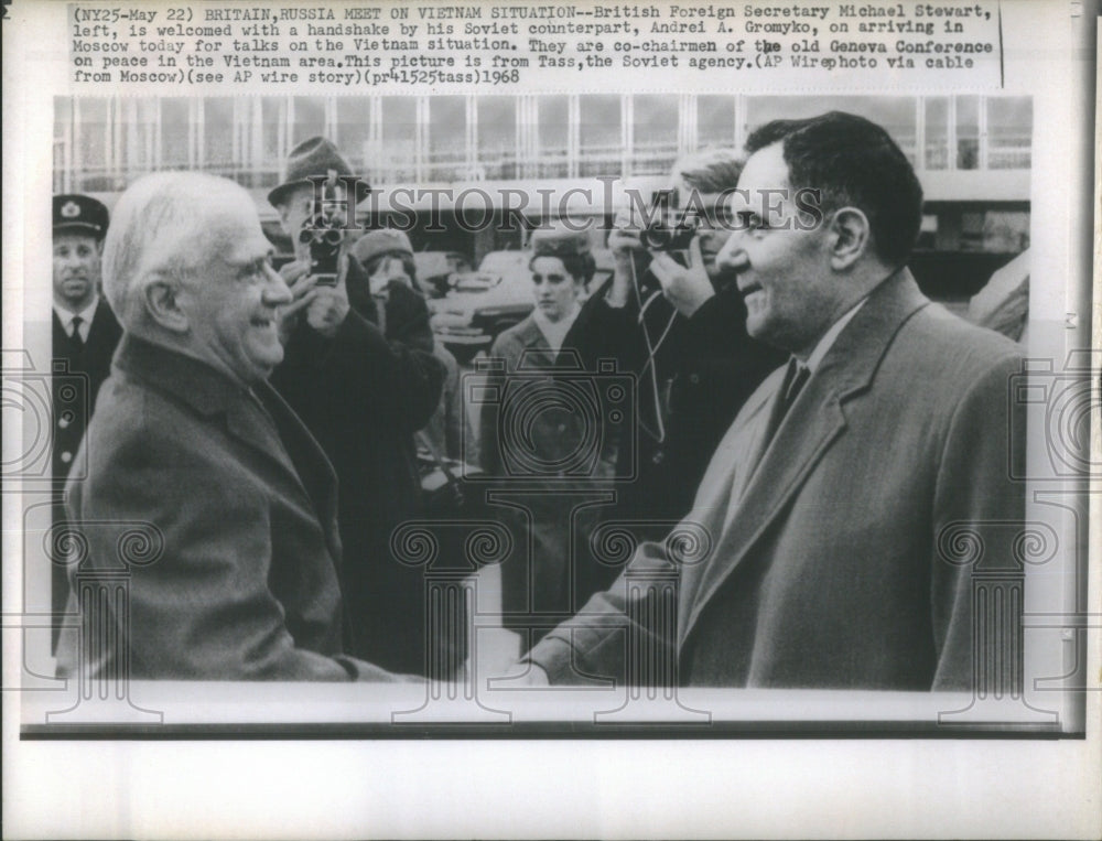 1968 Press Photo Foreign Secretary Stewart &amp; Gromyko- RSA30287 - Historic Images