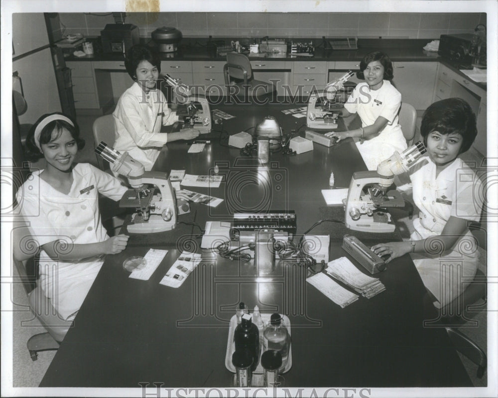 1967 New Medical Laboratory Technologists - Historic Images
