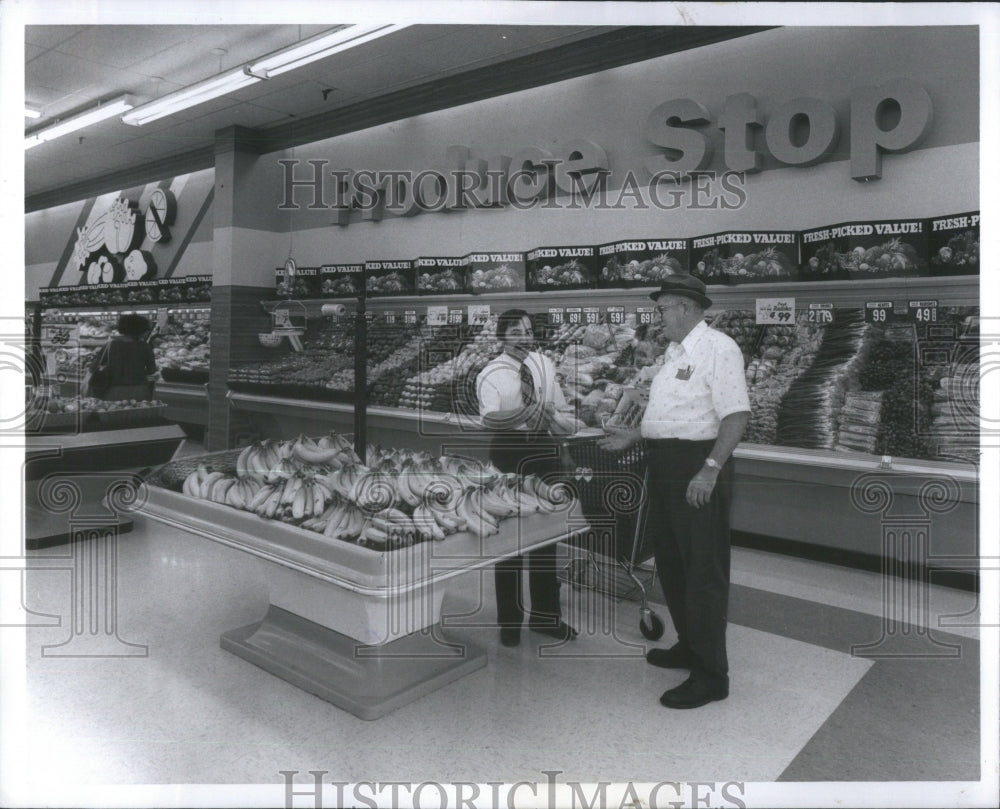 1981 Picture of Grocery &amp; Stores. - Historic Images