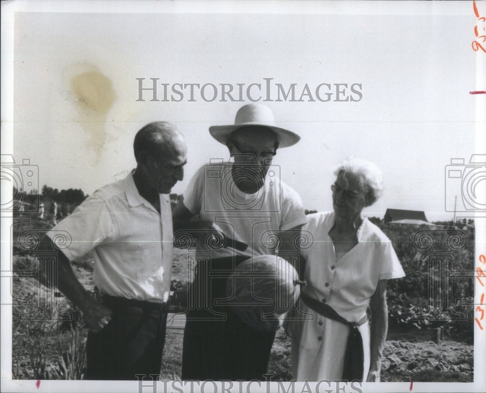 Press Photo Sun City Agriculture Center- RSA31145 - Historic Images