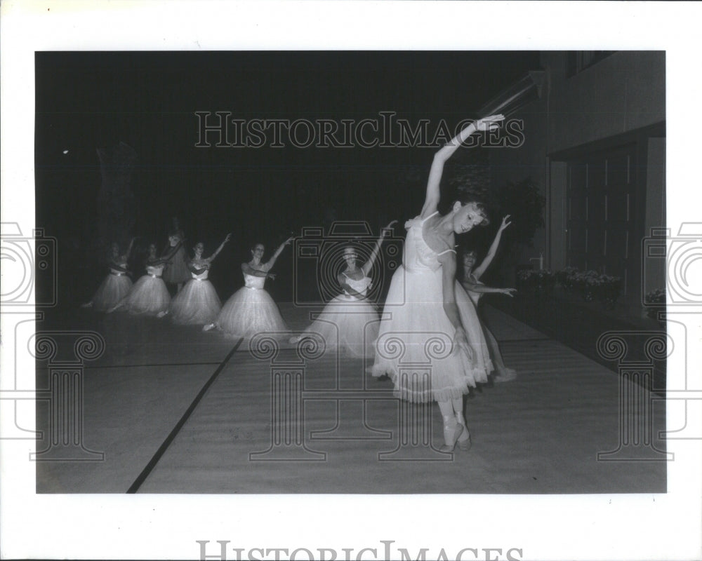 1982, Florida West Ballet Company Dancers- RSA31207 - Historic Images