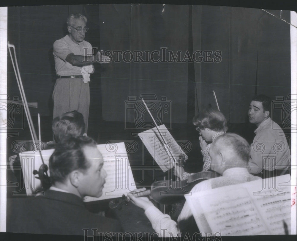 1954 Press Photo Joseph Silver stain Denver Symphony - Historic Images