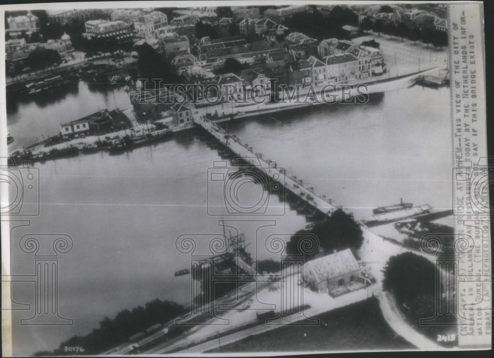 1944 Netherlands bureau Holland city Bridge - Historic Images