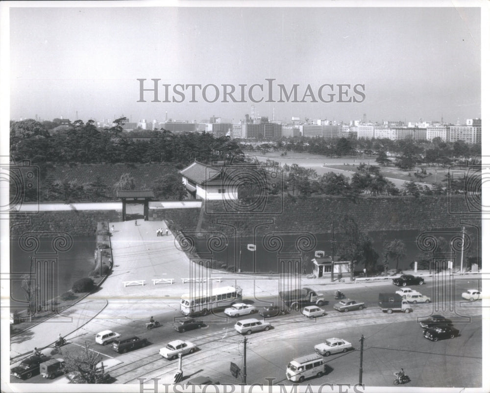 1965 Japan Mon Gate-Imperial Palace-Heart-T - Historic Images