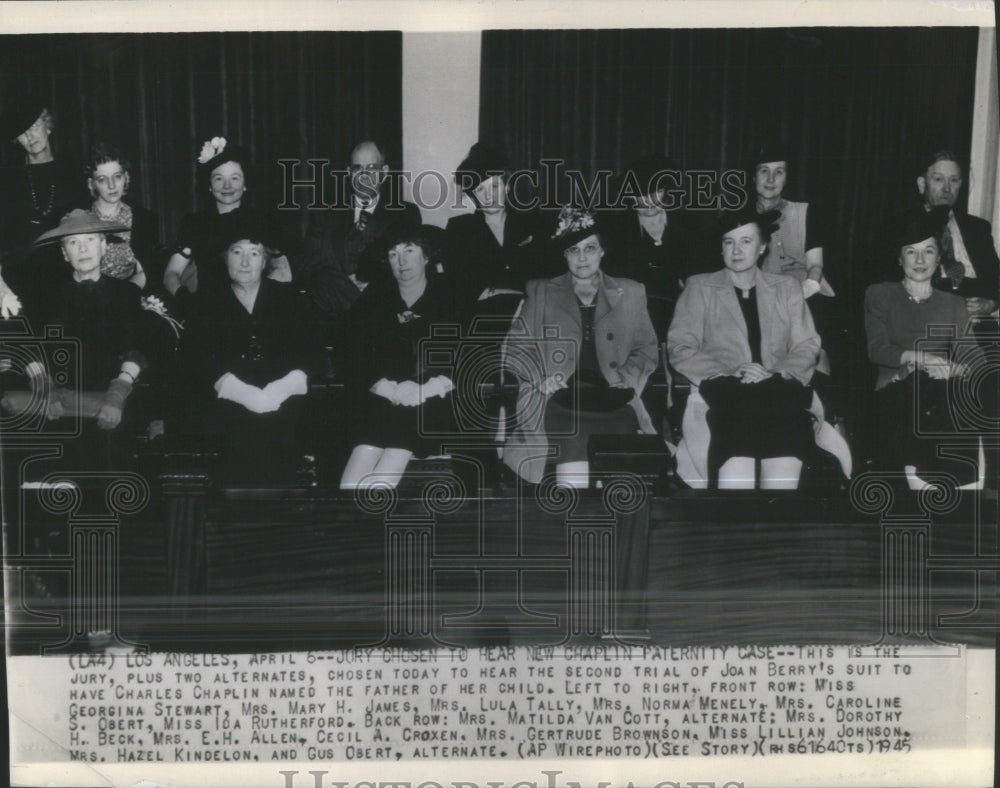 1945 Jury Chosen To Hear New Charlie Chapli - Historic Images