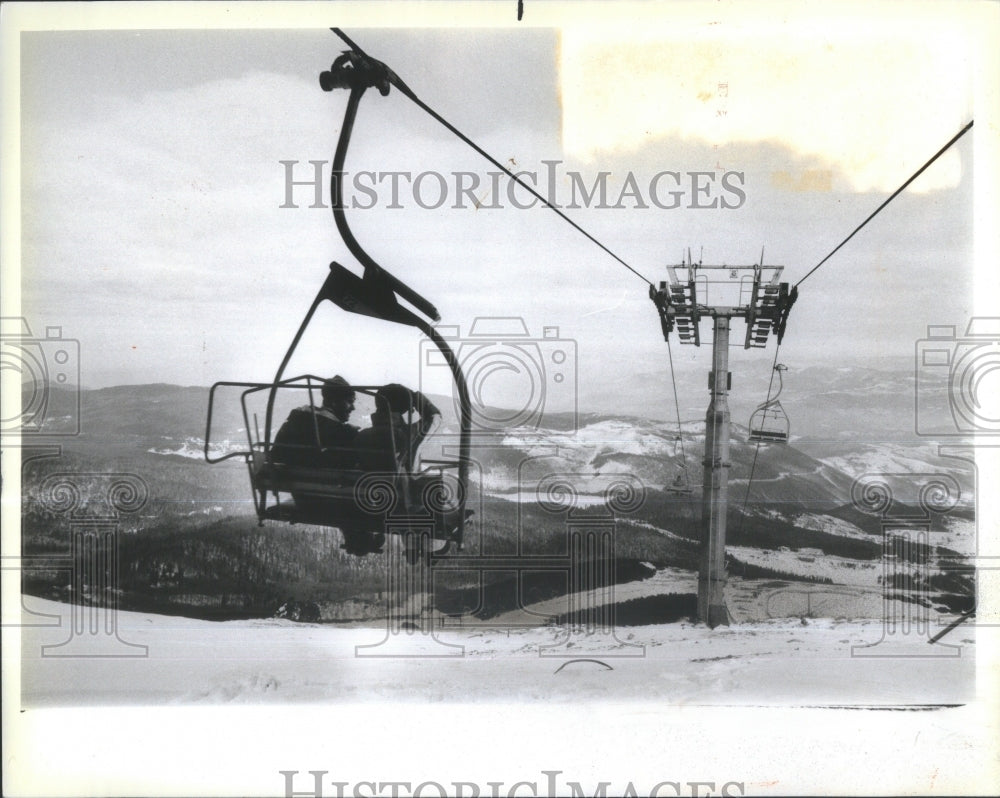 1983 Press Photo Chairlift Mens Downhill Bjelasnica Sea - Historic Images