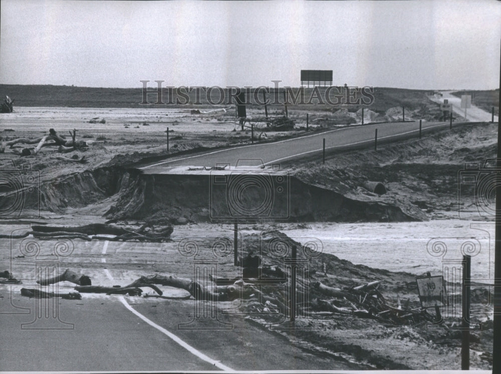 1965 Press Photo Bijou Creek Highway Wiped Out Flood- RSA33563 - Historic Images