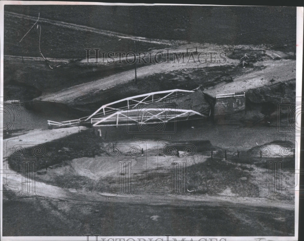 1965 Littleton, Colorado, Bridge Flood Casu-Historic Images