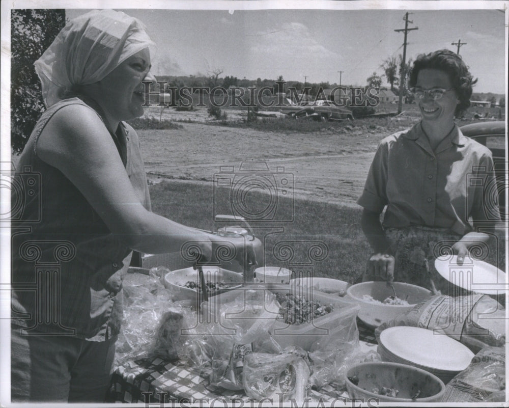 1965 Food For Neighborhood Flood Victims - Historic Images