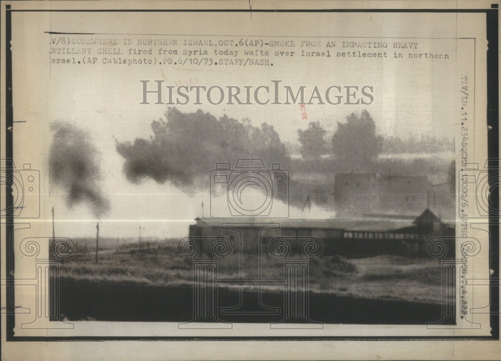 1973 Press Photo smoke impacting heavy artillery shell- RSA34117 - Historic Images