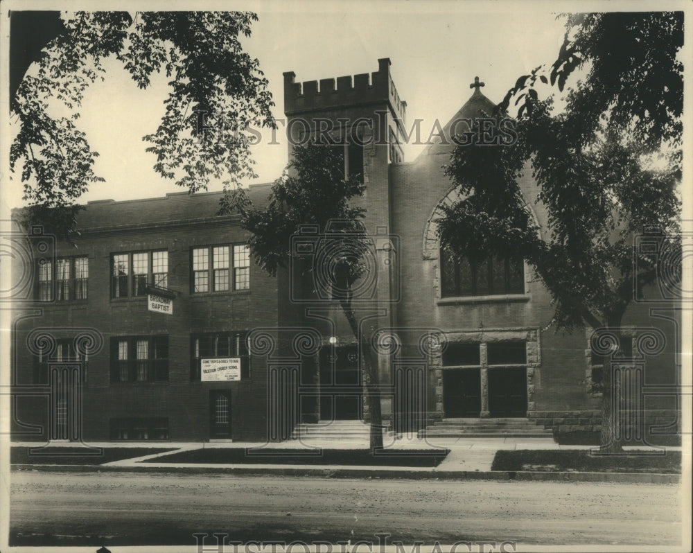 Broadway Baptist Church Charles Smyth Snap - Historic Images