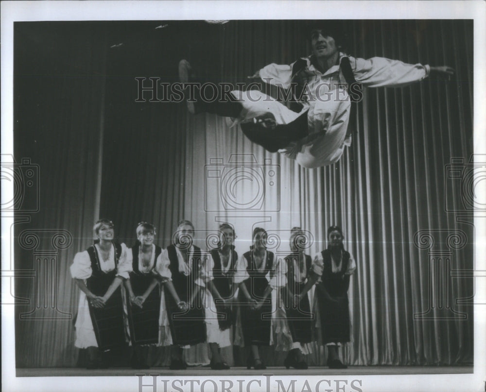 1974 Press Photo Yugoslavia Dance Group Frula - Historic Images