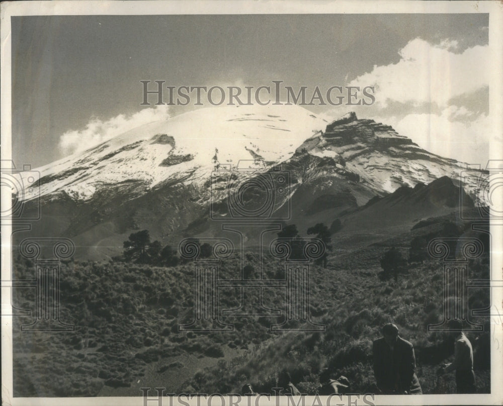 Press Photo Mexico Volcano Popocatepetl Tourism Crater- RSA34655- Historic Images